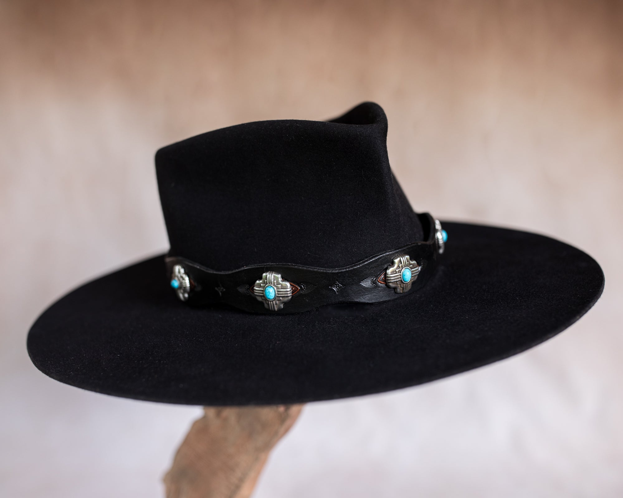 Black Bay Navajo Concho Hat Band