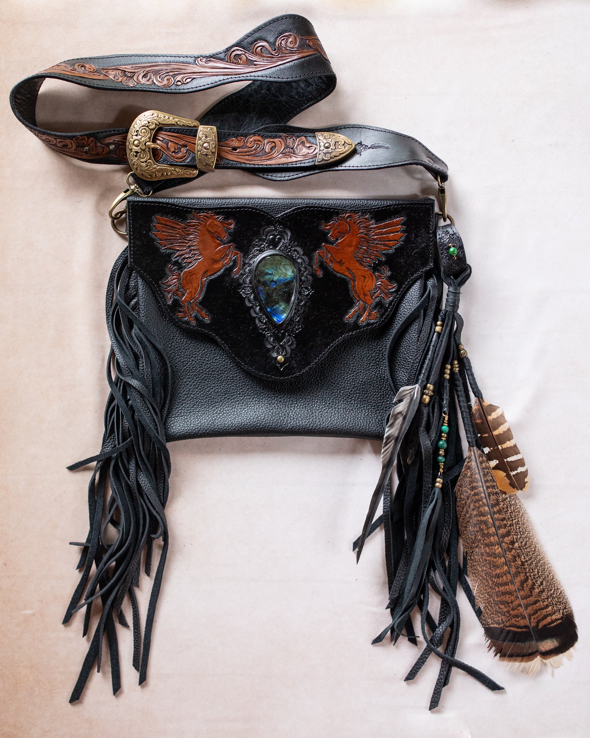 Black Bay Pegasus Gypsy Wanderer Bag with Labradorite