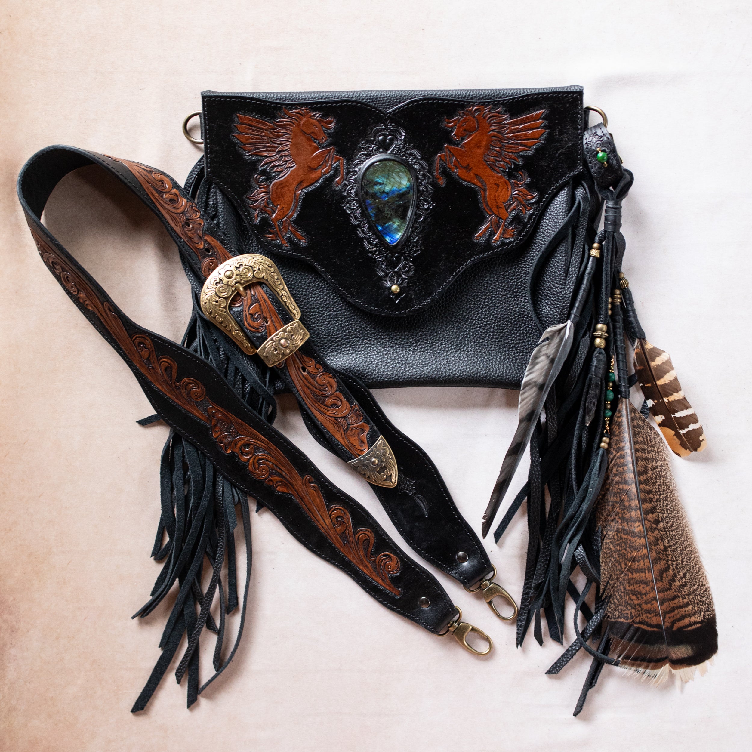 Black Bay Pegasus Gypsy Wanderer Bag with Labradorite